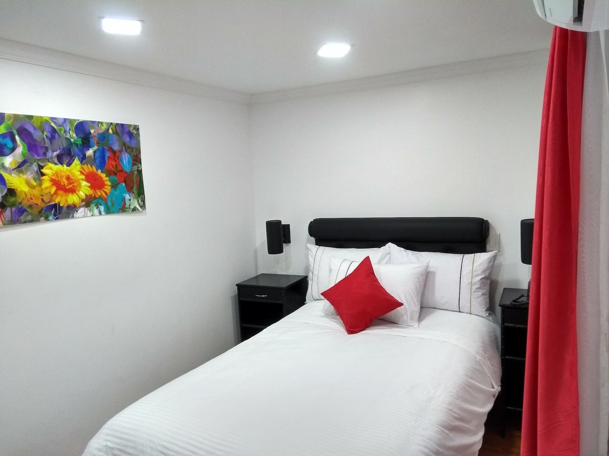 Hotel Veler Restaurante 麦德林 外观 照片