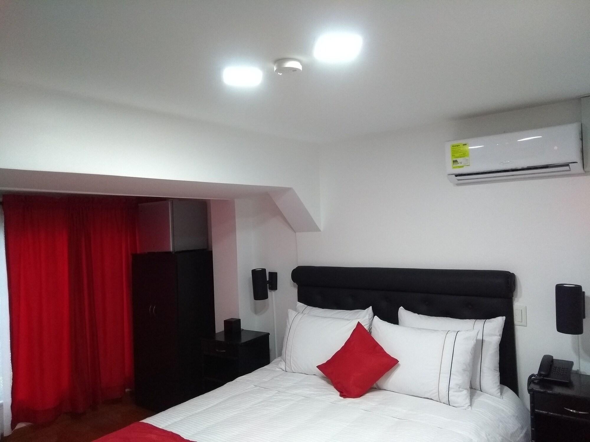 Hotel Veler Restaurante 麦德林 外观 照片
